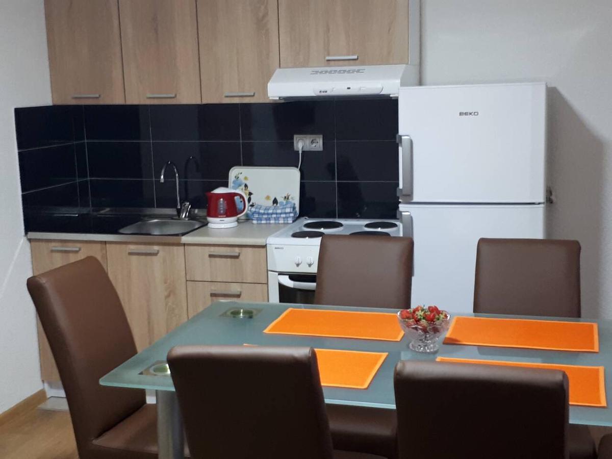 Apartmani Tajra Високо Екстериор снимка