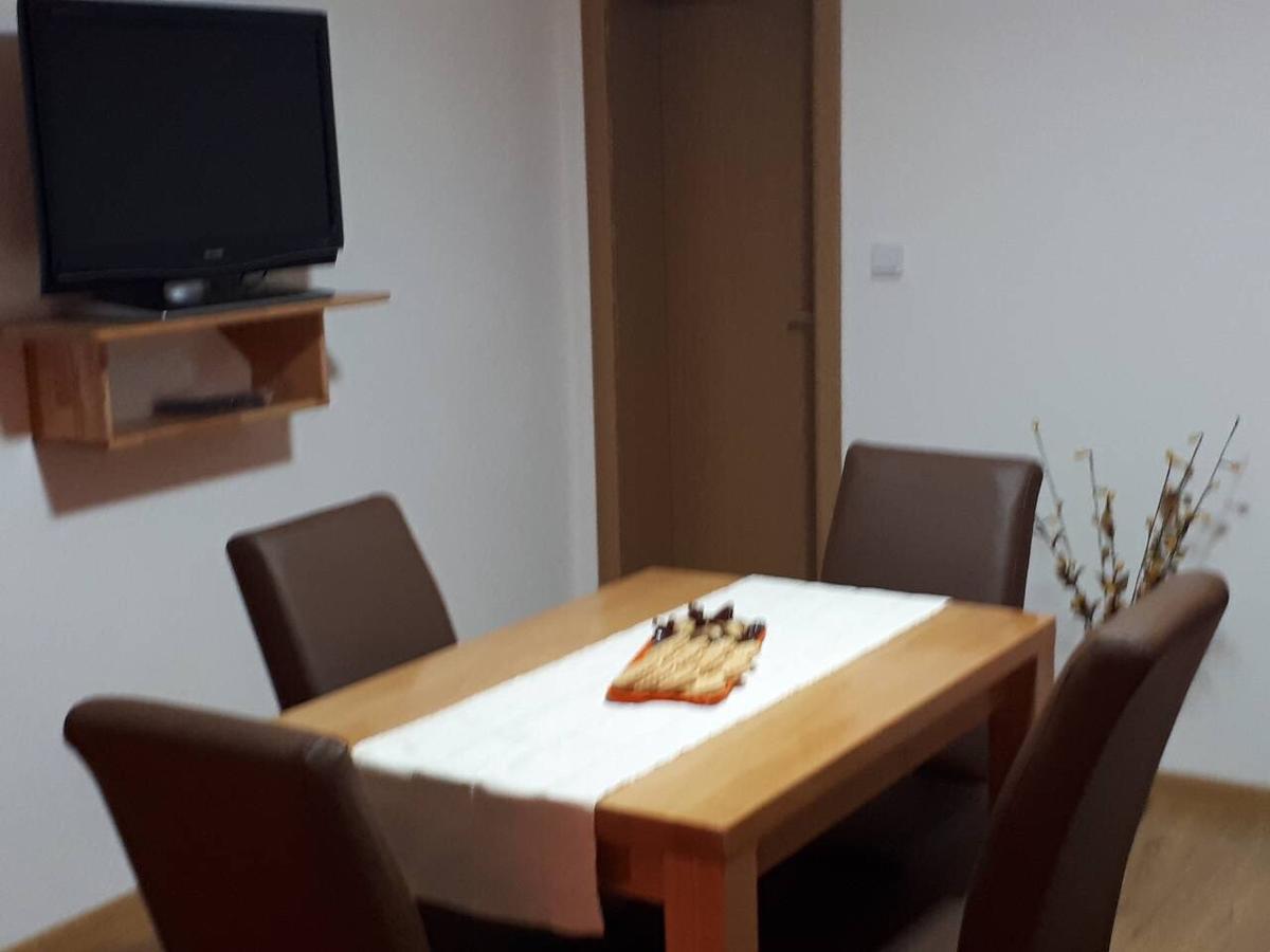 Apartmani Tajra Високо Екстериор снимка
